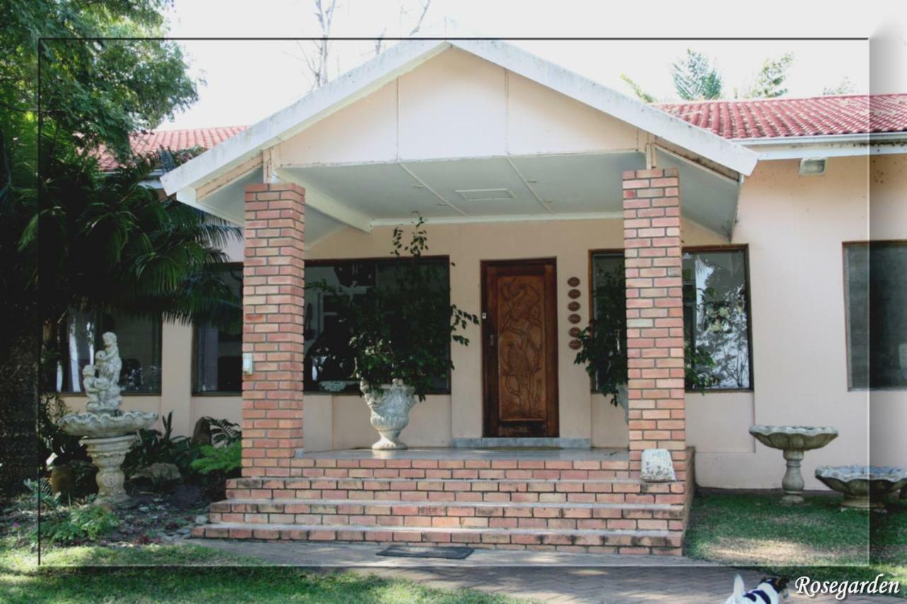 Rosegarden Guesthouse Pongola Esterno foto